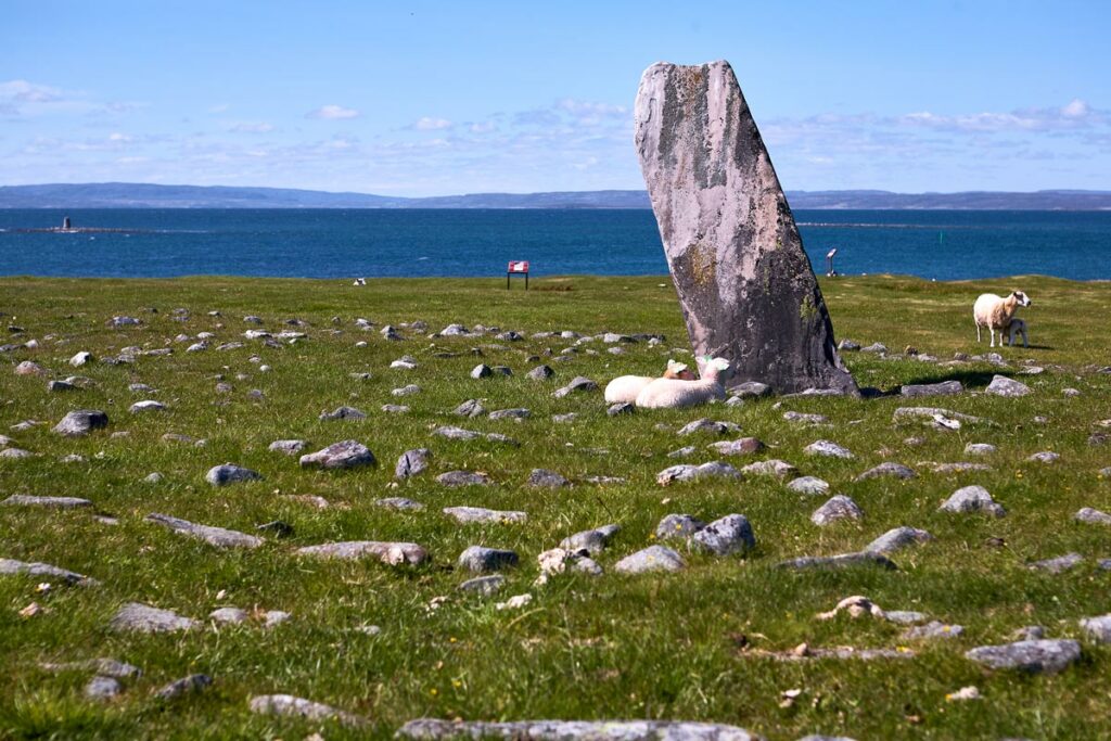 Opferstein bei Ceavccagedge am Varangerfjord